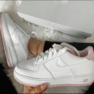 NWT Nike air force 1